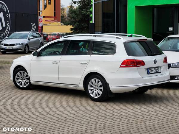 Volkswagen Passat 2.0 TDI DPF Comfortline - 8