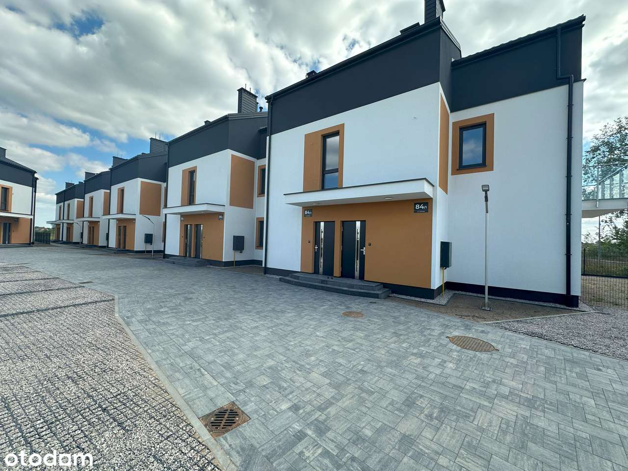 OSTATNIE DWA POZIOMY GOTOWE DO WYKOŃCZENIA-WŚRÓD ZIELENI - Pełny obrazek: 4/17