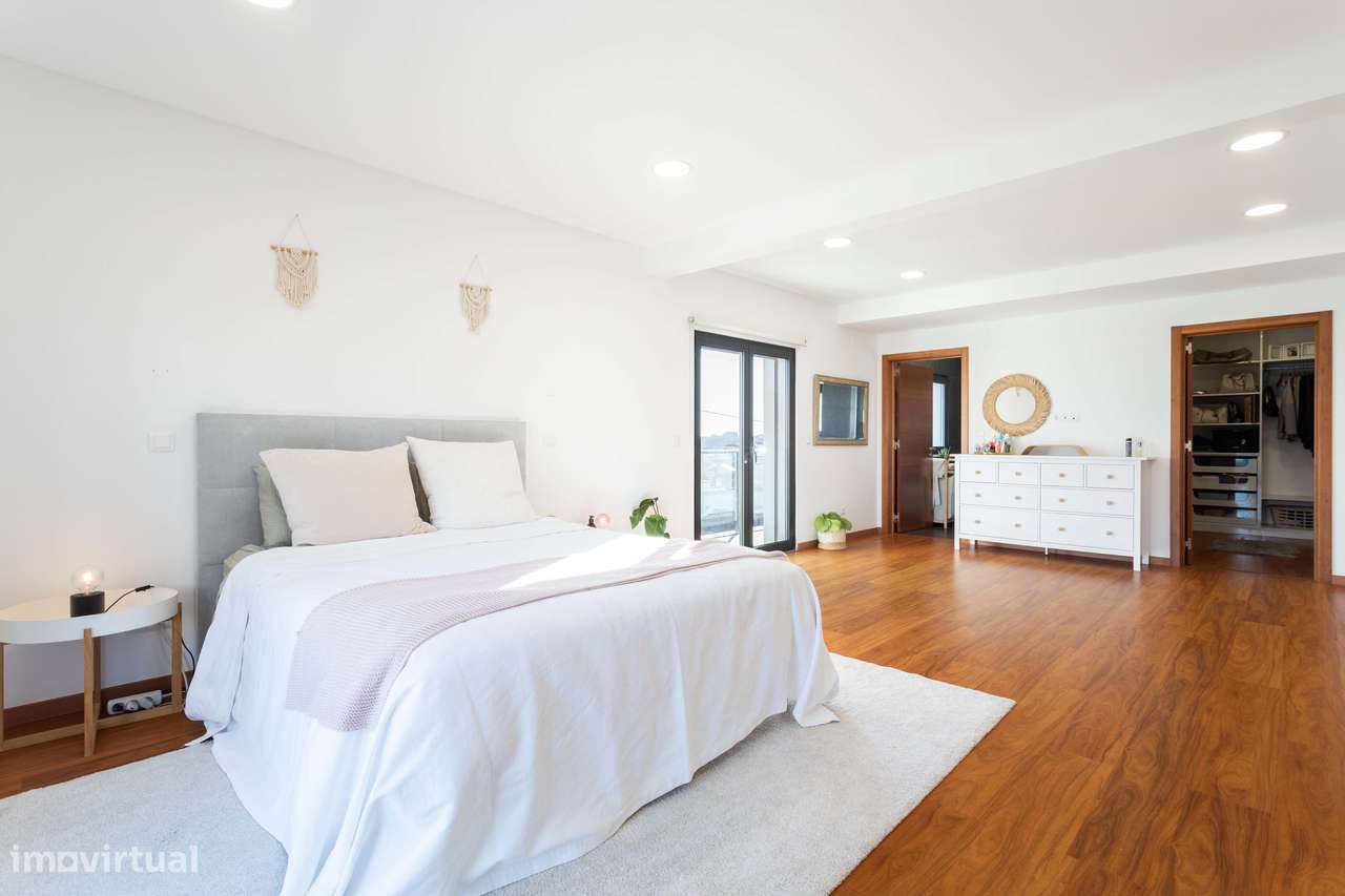 Oportunidade única: Moradia Isolada de Sonho em Famões: Conforto, Mode-20