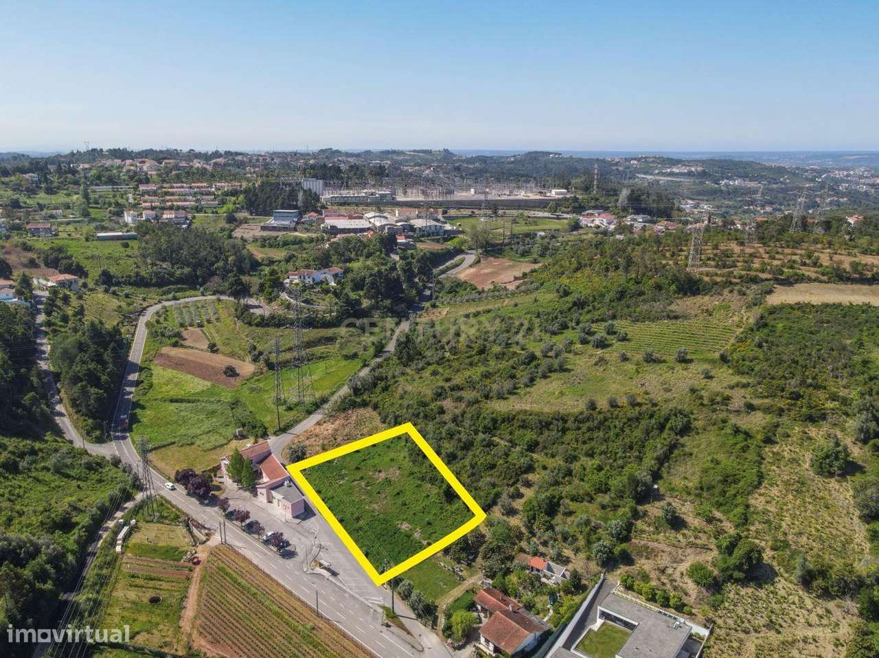 Terreno - C/ possibilidade de construção e poço - Grande imagem: 4/7