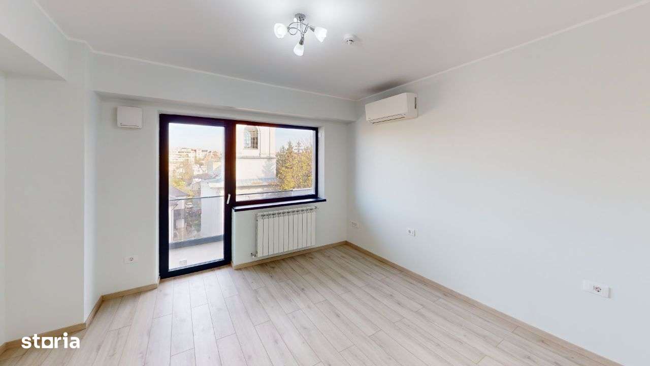 Spre vanzare apartament, 2 camere (bloc nou) inclus: parcare, boxa-5