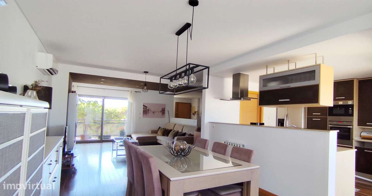 Moradia em condomínio com piscina - Alcochete-5