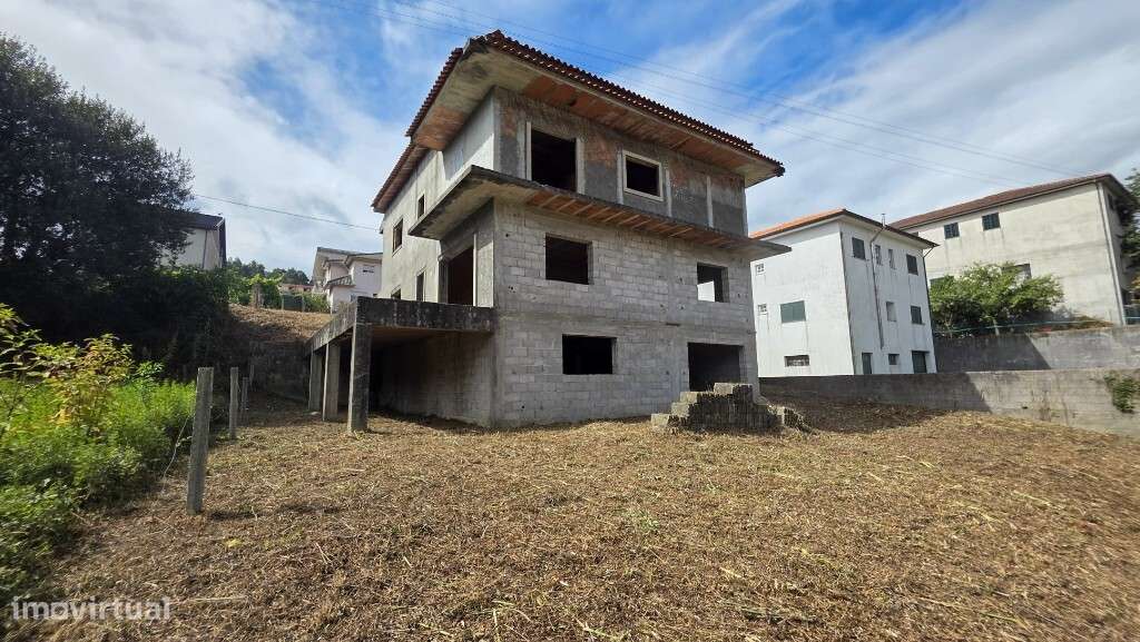 Lote c/ moradia em estrutura -  Cerdeirinhas, Tabuaças - Grande imagem: 4/24