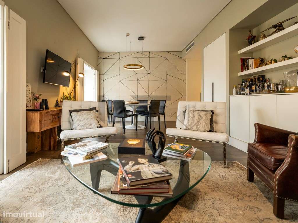 Apartamento T3 de Luxo com Garagem para Venda no Chiado, Lisboa - Grande imagem: 2/23