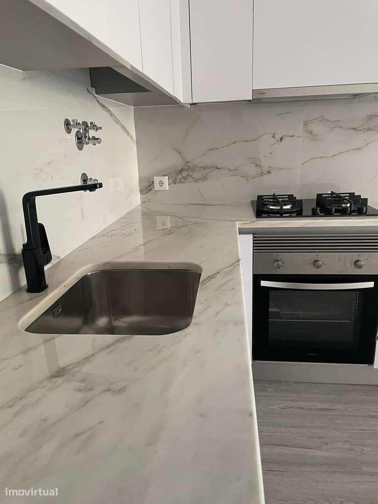 Moradia T3 Geminada - Estradas das Machadas - Totalmente Renovada-21