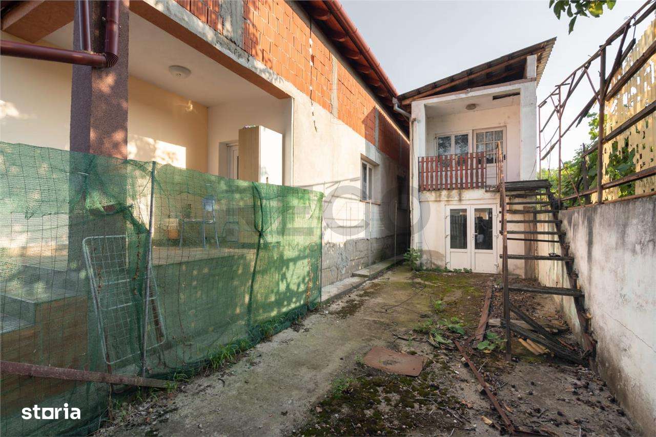 RECO Casa mare de renovat  se accepta unele schimb auto - Imagine principală: 5/12