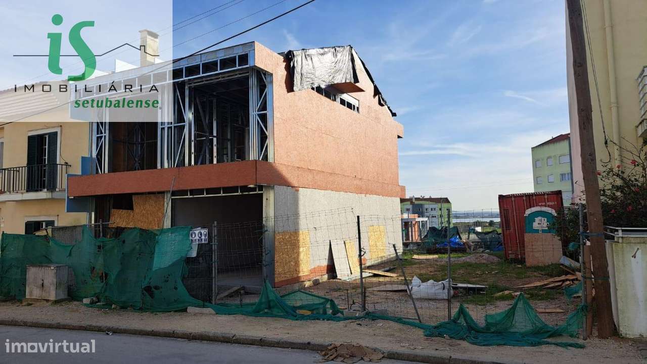 TEERENO URBANO NO MONTIJO PARA VENDA-0
