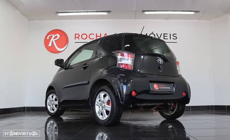 Toyota iQ 1.0 VVT-i - 4