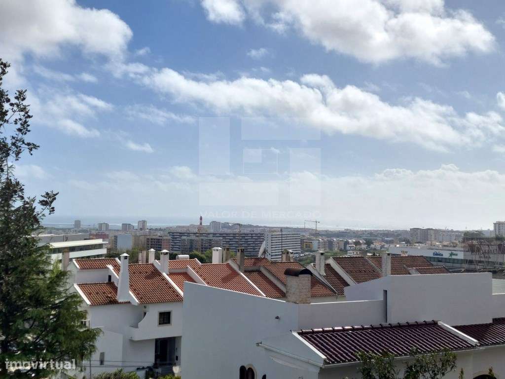 Moradia em banda à venda, t4 , Quinta Grande.-35