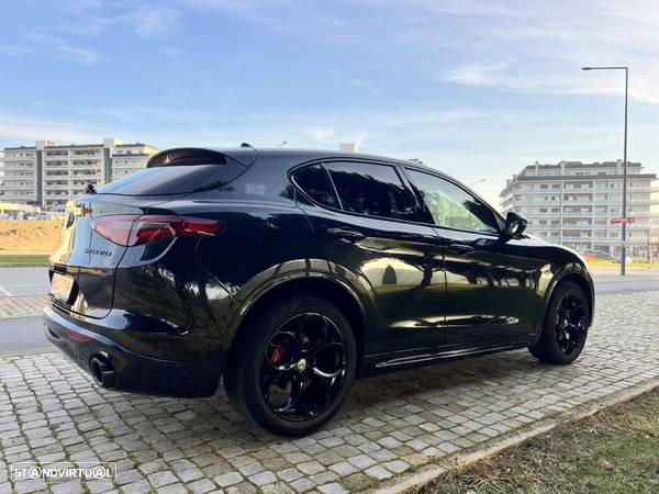 Alfa Romeo Stelvio 2.2 D Veloce Ti Q4 AT8 - 38