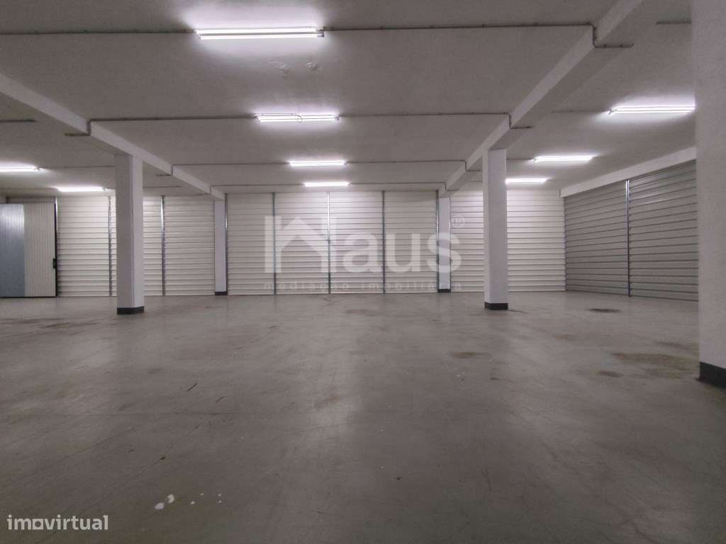 Armazém com 250m2 - já disponível - Grande imagem: 2/9