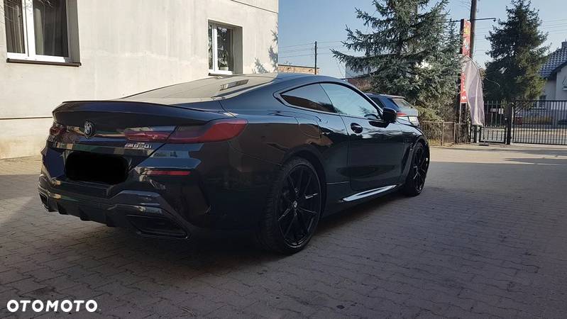 BMW Seria 8 M850i xDrive - 1