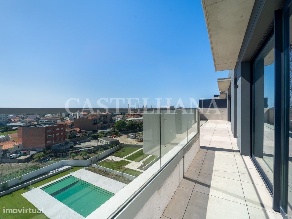 Penthouse T4 duplex com vistas de mar - Grande imagem: 1/60