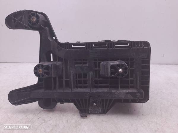 Base Bateria Volkswagen Passat (3C2) - 3