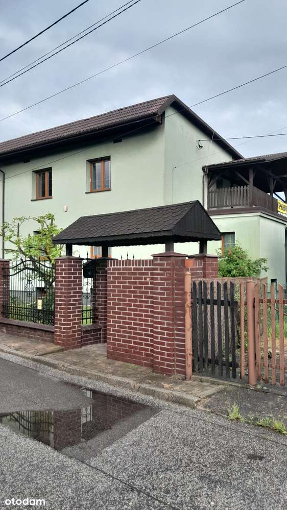 Dom wolnostojący z garażem. Spokojna okolica