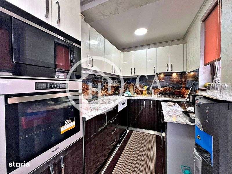 Casă de vânzare cu 4 camere în Cartierul Tineretului, Oradea - Imagine principală: 3/15