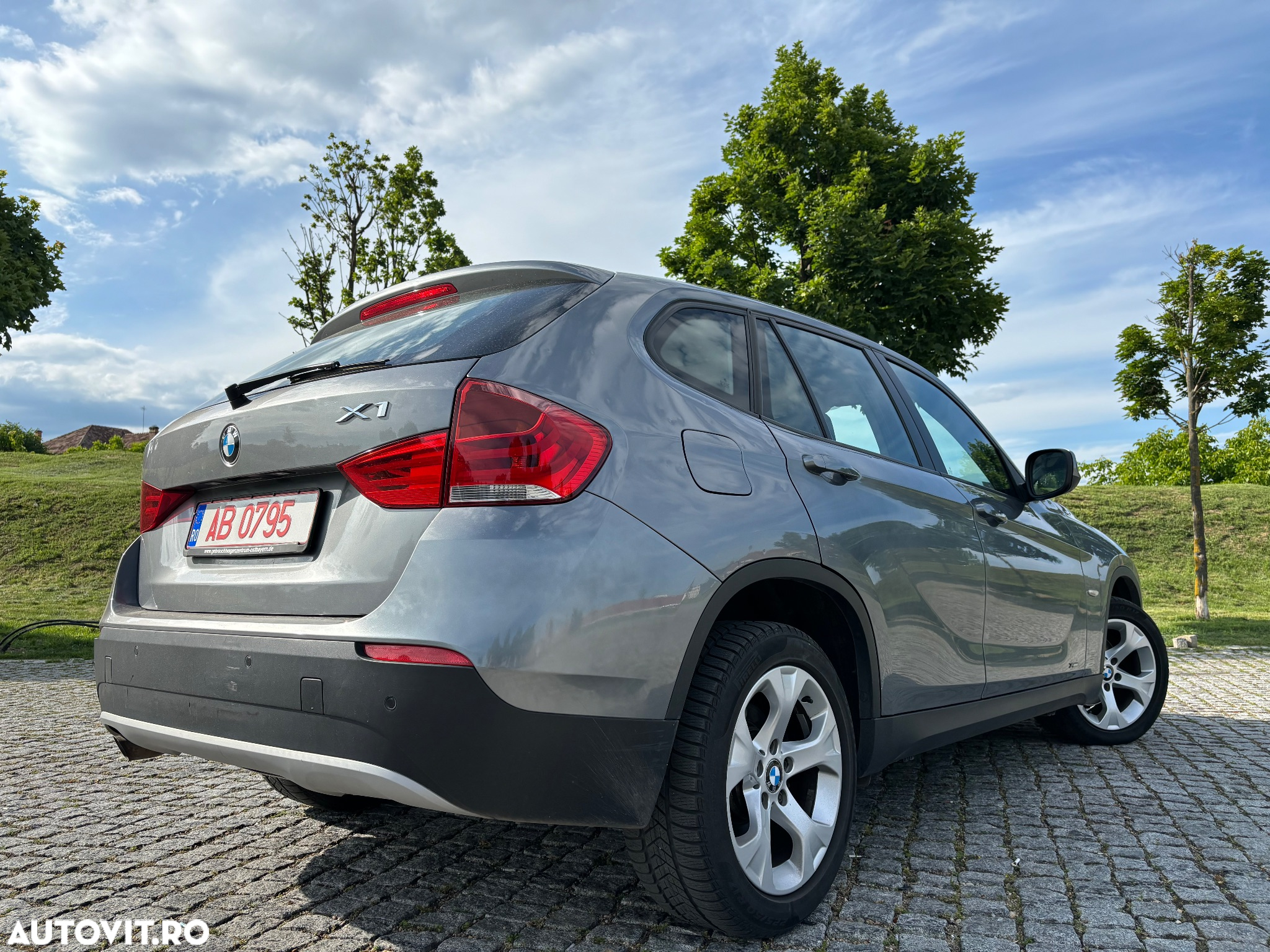 BMW X1 xDrive20d - 8