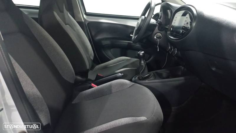 Toyota Aygo X 1.0 Play - 6