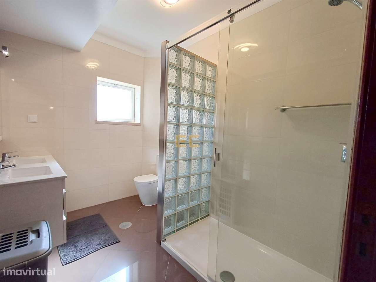 Apartamento T3 com Garagem e Vista Mar - Buarcos!-25