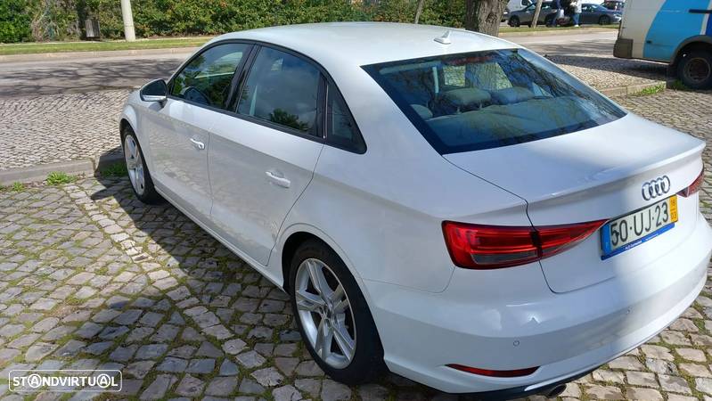 Audi A3 Limousine 1.6 TDI Design S tronic - 4