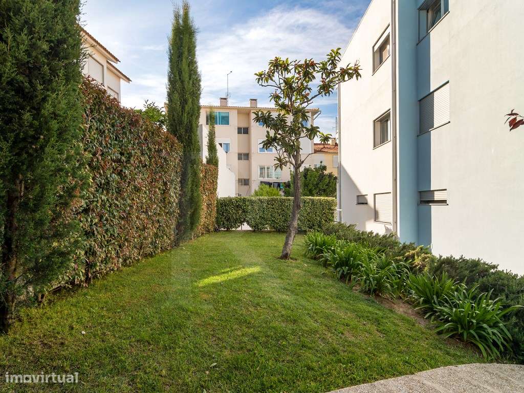 T2 em condomínio exclusivo no Estoril, com 2 lugares de estacioname...-20