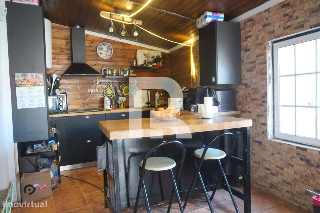 Moradia T2 no centro de Carreiras em Torres Vedras - Grande imagem: 4/36