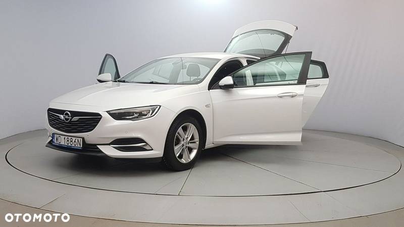 Opel Insignia - 10