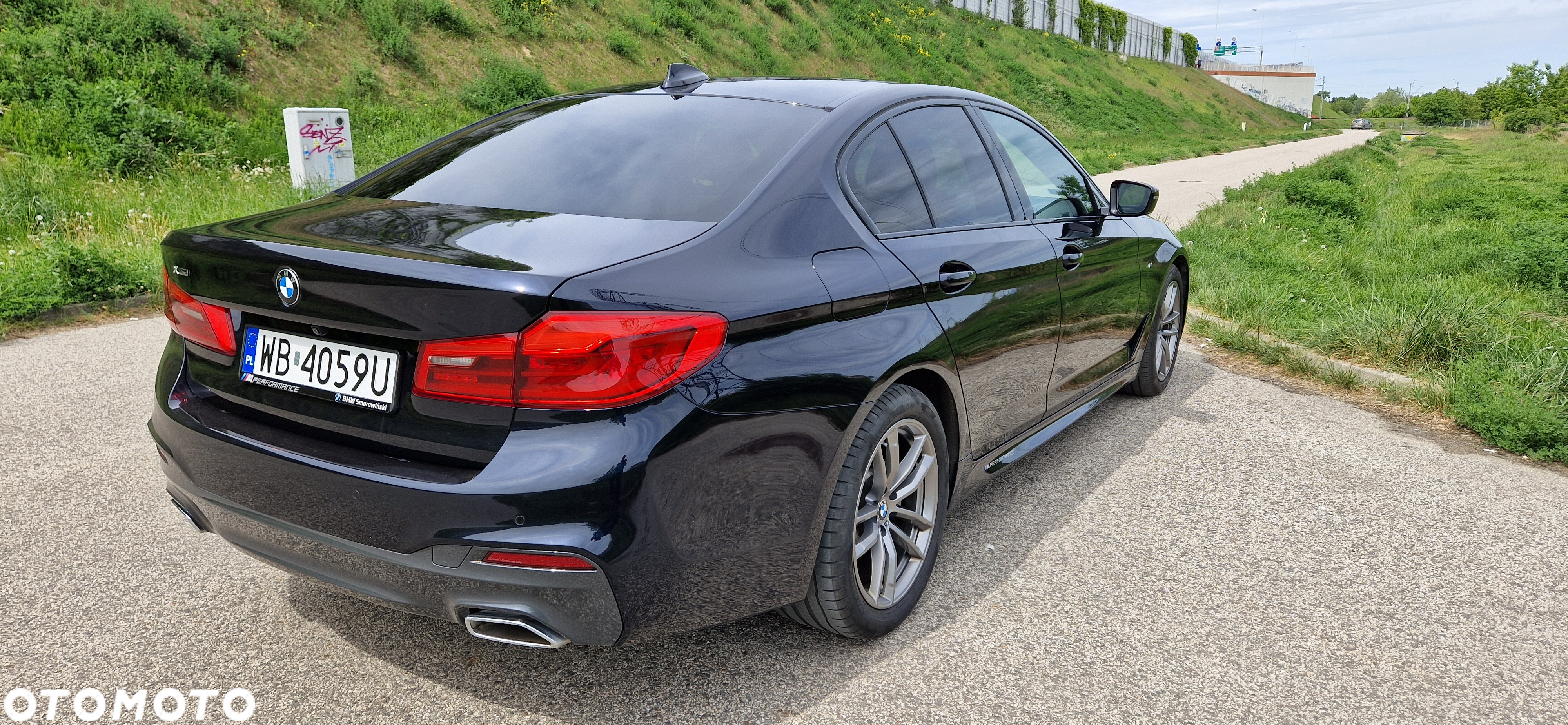 BMW Seria 5 520d M Sport - 4