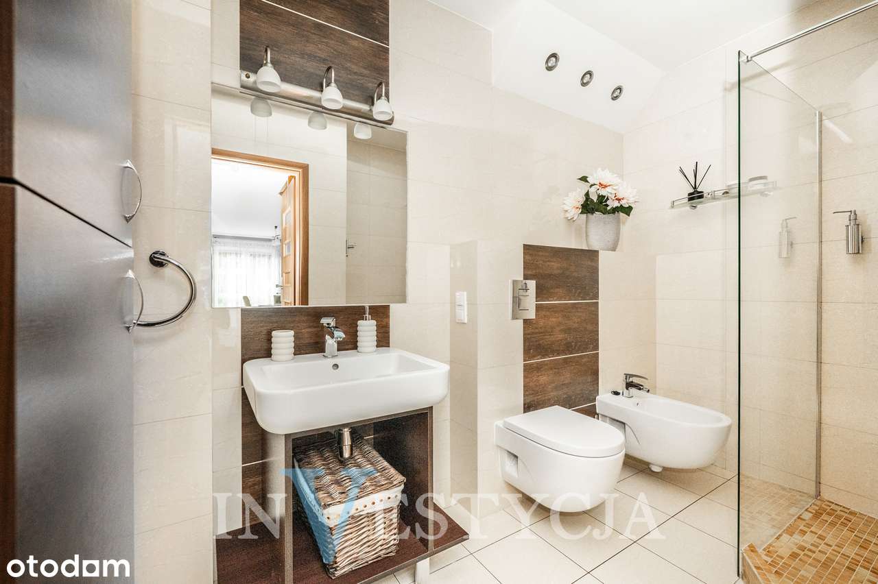 Wyjątkowy dom w spokojnej okolicy - Reda-14