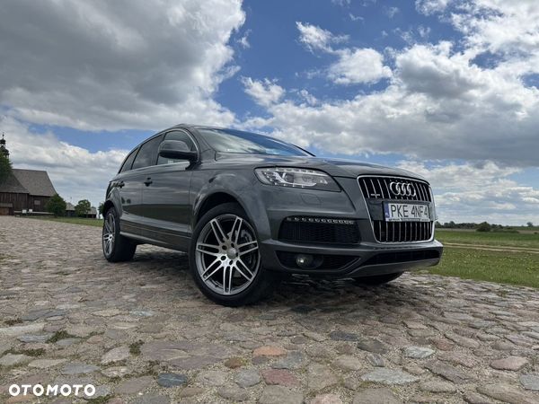 Audi Q7 - 1