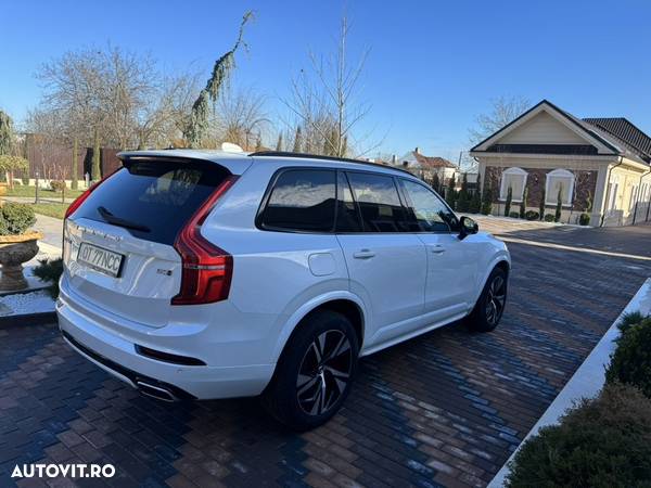 Volvo XC 90 - 5