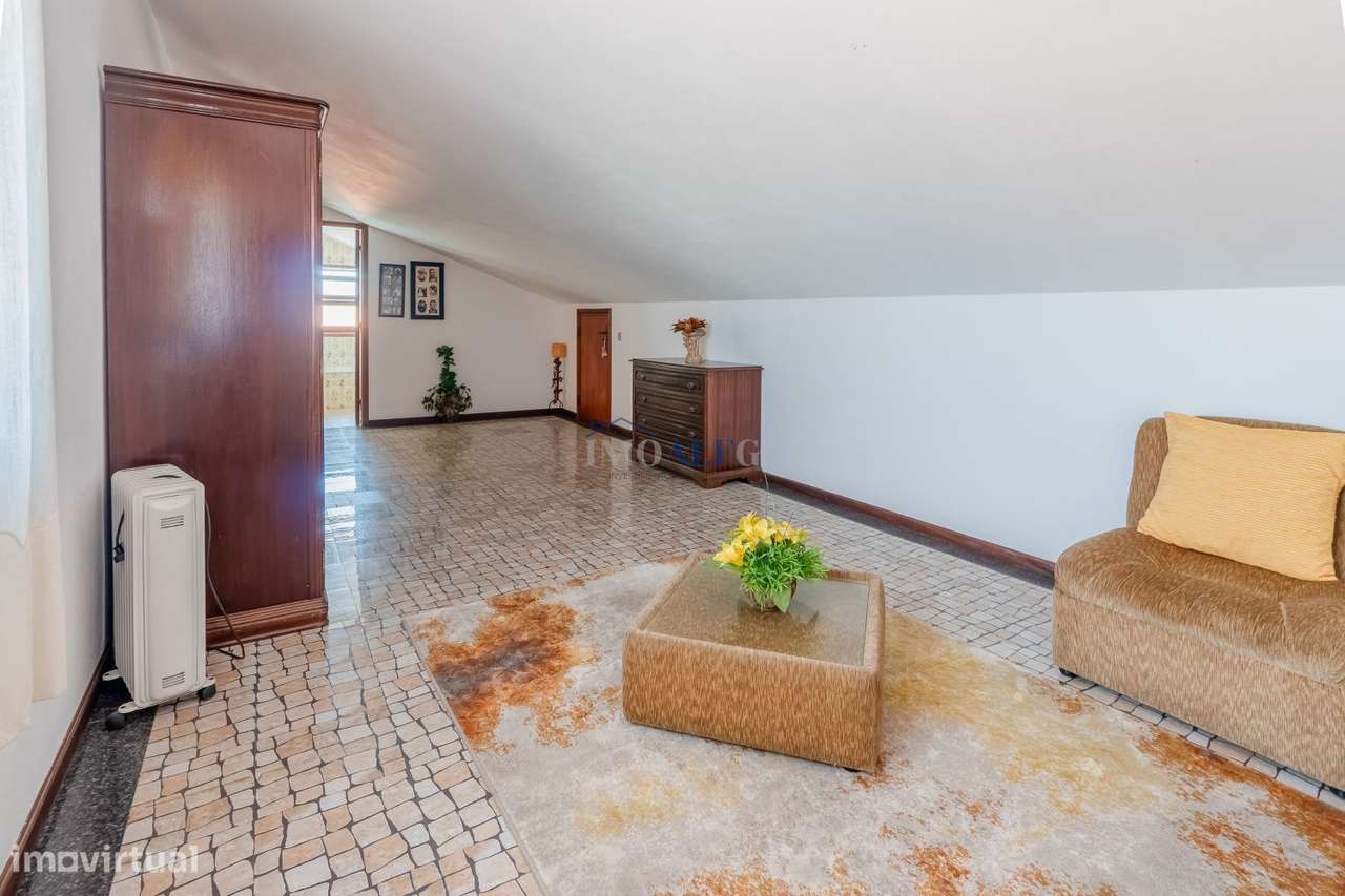 Moradia T5 em Santa Joana perto do centro de Aveiro-28