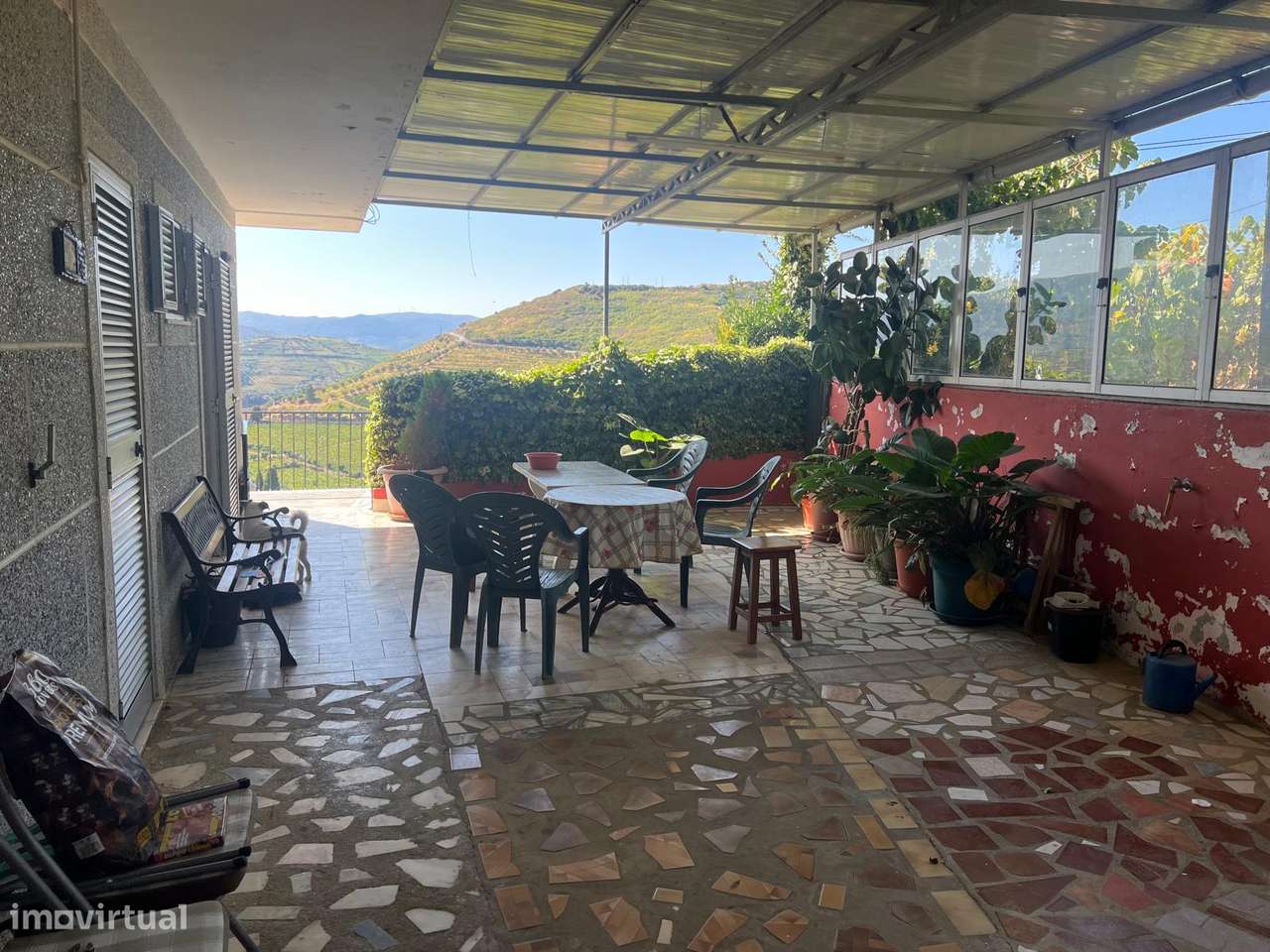 Moradia Isolada com vinha e lagar +  Garagem em Valdigem-7
