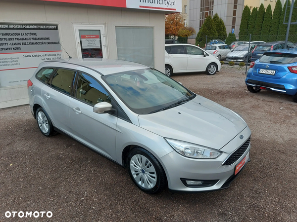 Ford Focus 1.6 TDCi Titanium - 8