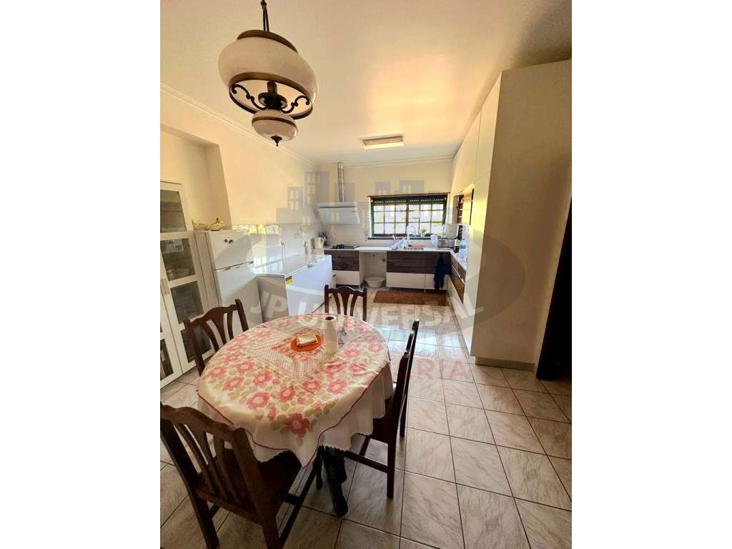 MORADIA T6 VENDA COM ESPAÇO COMERCIAL E RESIDENCIAL , A 10 MINUTOS ...-17