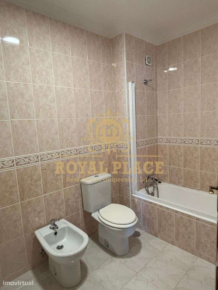 Apartamento T2  + 1 Rio Meão-11