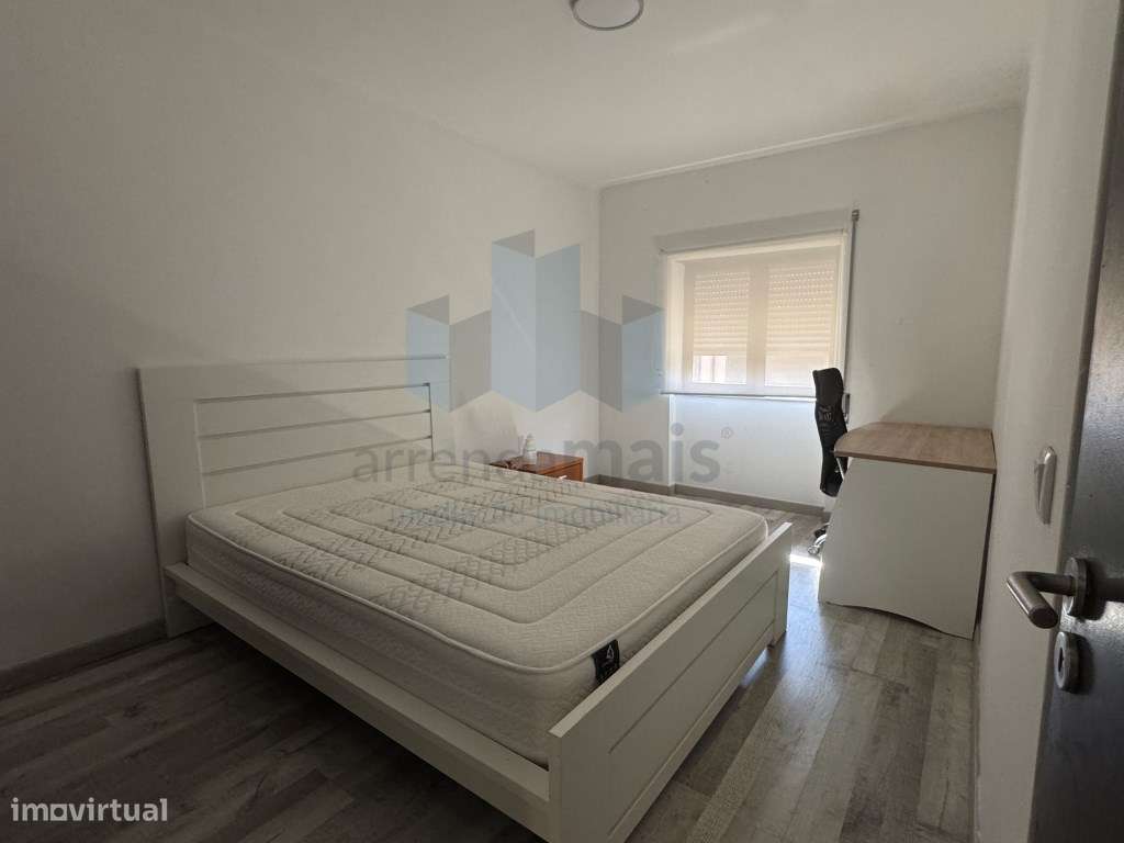Vende-se apartamento T3 em Coimbra, otimo para rendimento-12