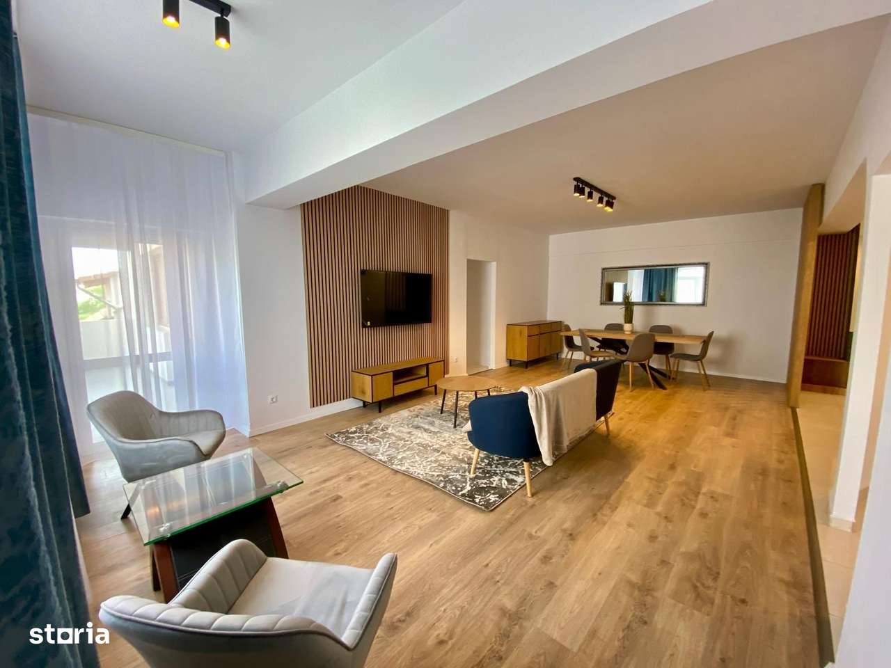 Apartament de inchiriat 3 camere, 2 bai, balcon mare, loc de parcare - Imagine principală: 2/10