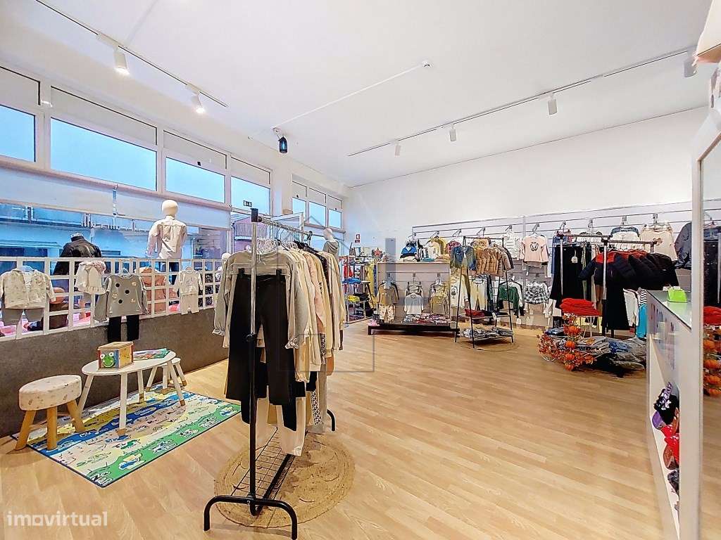 Oportunidade ÚNICA de Trespasse - Loja de Moda Infantil e Juvenil n... - Grande imagem: 3/11