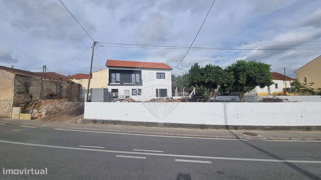 Moradia T5 para venda - Grande imagem: 2/7