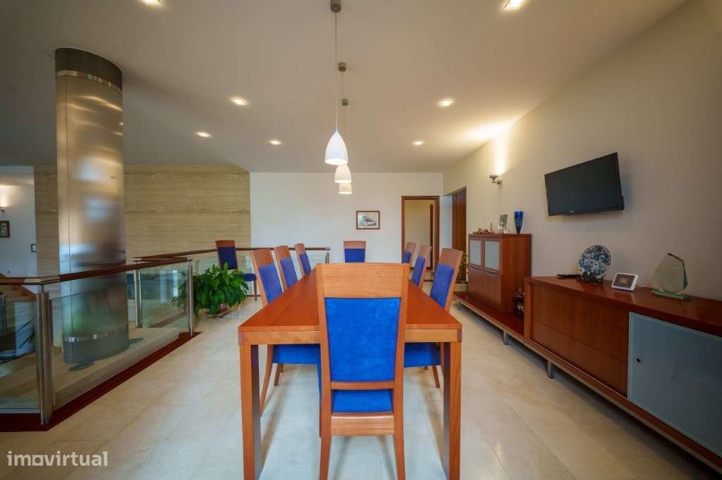 Moradia T5 - Tomar, inserida num amplo terreno de 15.560 m²-10