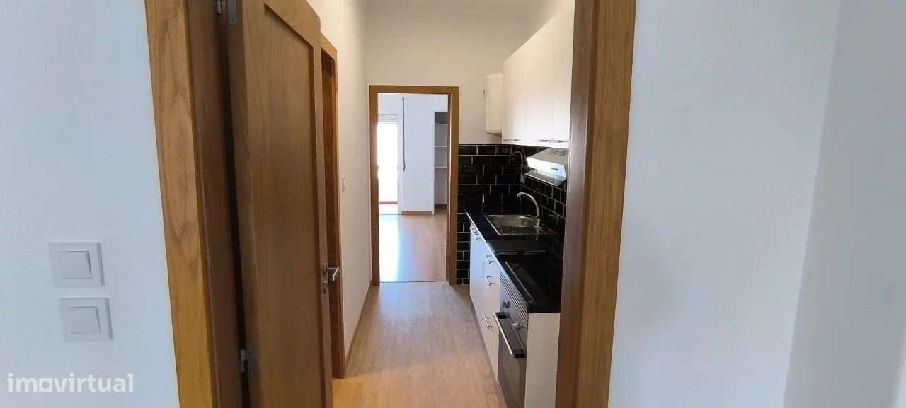 T1 RENOVADO Monte Abraão - Grande imagem: 4/8