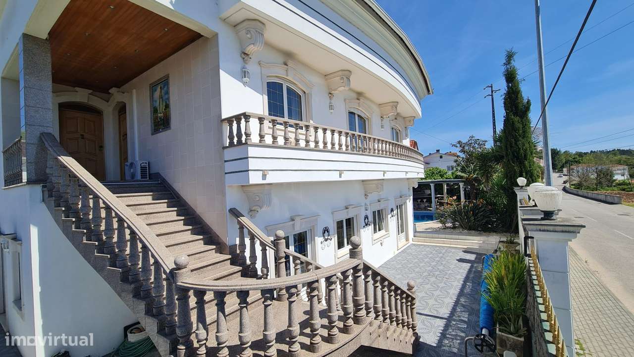 A Residência de Luxo 9 + quartos, Clinica / Sede. - Grande imagem: 4/51