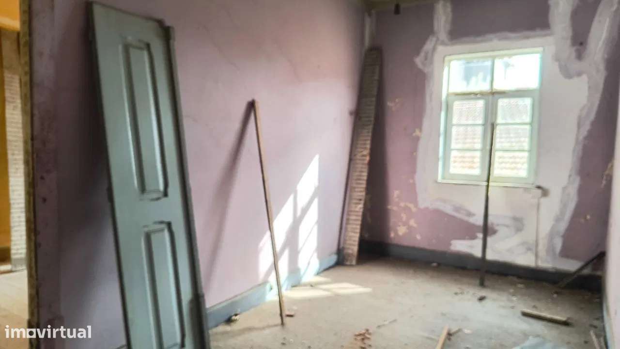 Prédio para Recuperar na Baixa de Coimbra-22