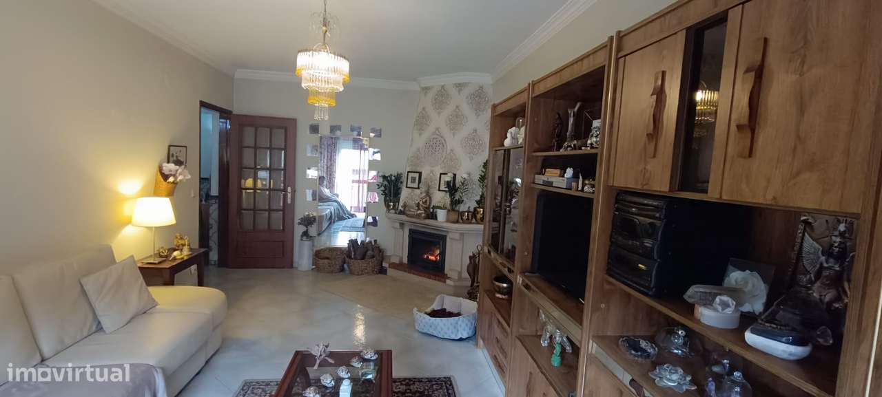 Excelente Apartamento T3 em Ótimo Estado – Localização Privilegiada - Grande imagem: 4/29