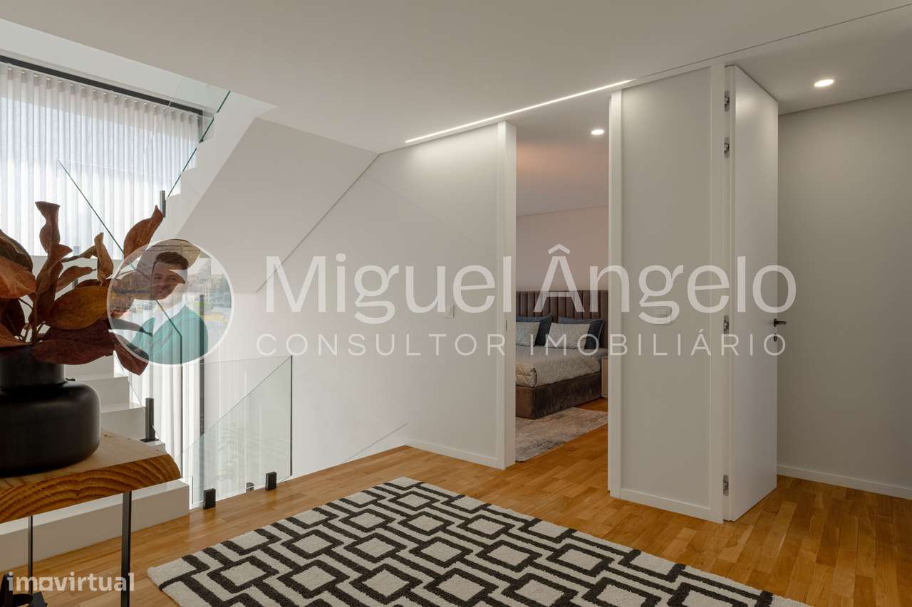 Moradia de luxo c/ piscina - pronta a habitar em Gondomar - 4 frentes-28