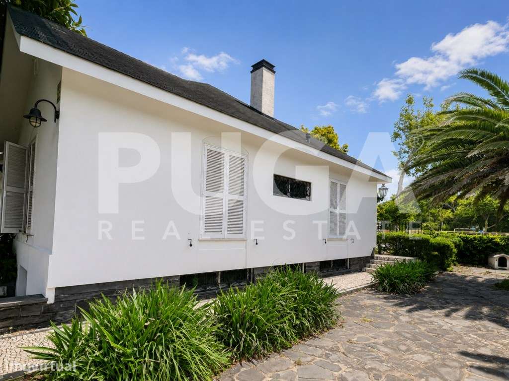 Moradia T5 em Miramar | Lote de 1.135 m² a escassos metros da Praia-15
