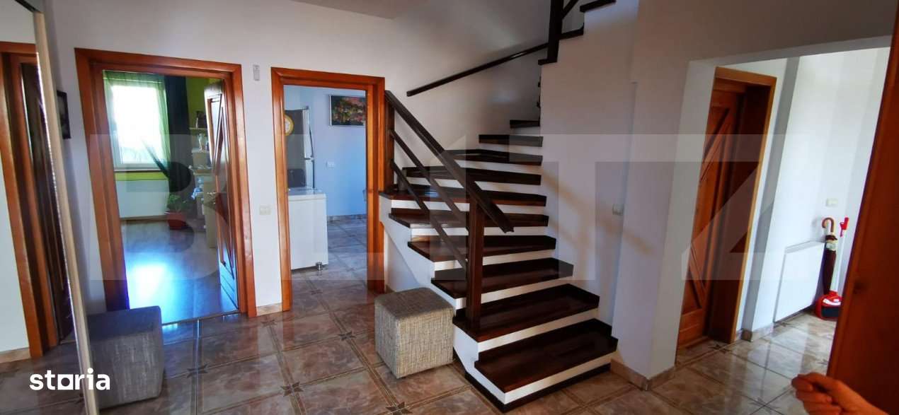 Casa in Harman, cu panouri fotovoltaice,  340 mp utili , 1000 mp teren - Imagine principală: 5/13