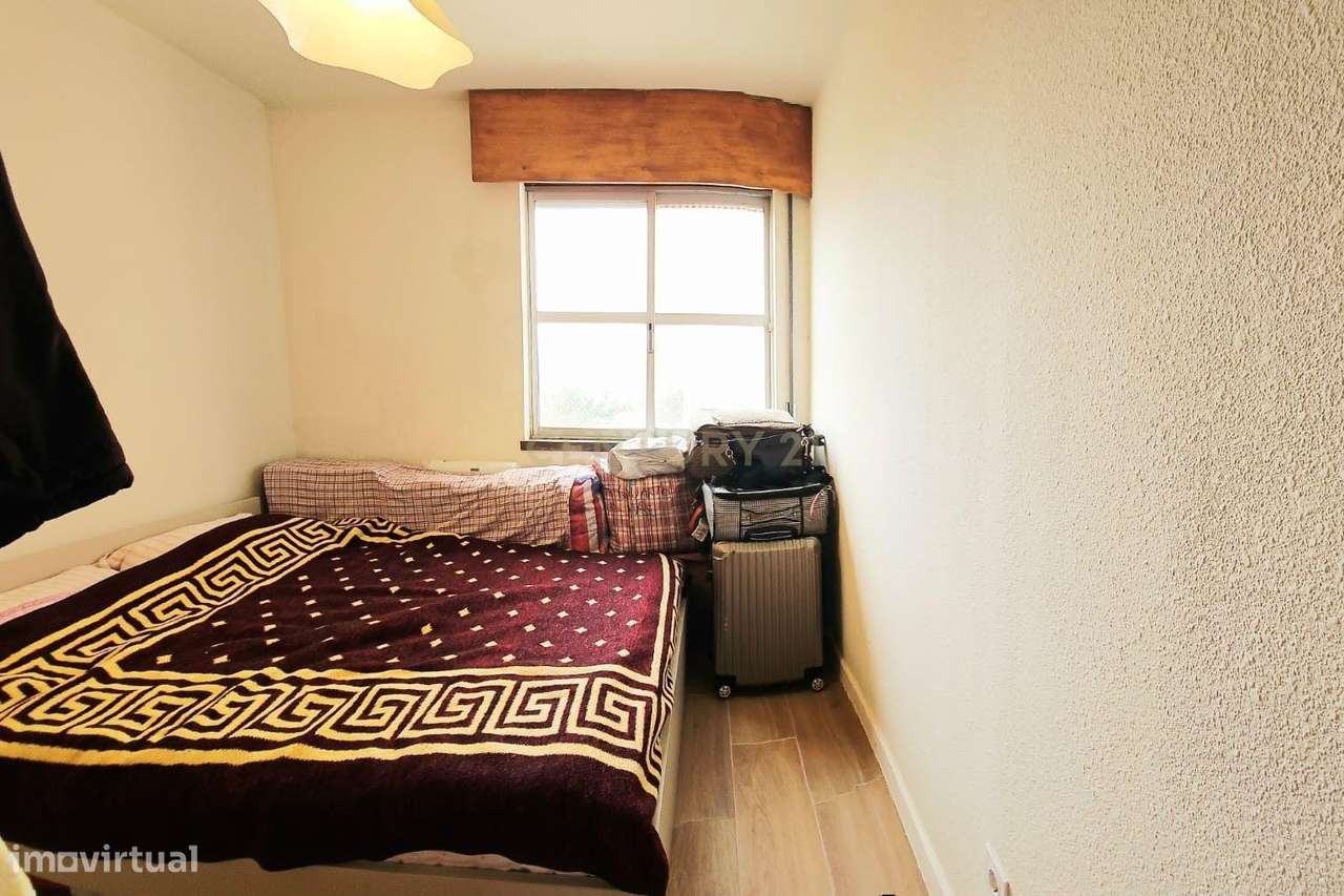 Apartamento T4 duplex em Setúbal com Vista e Boa Exposição Solar-17