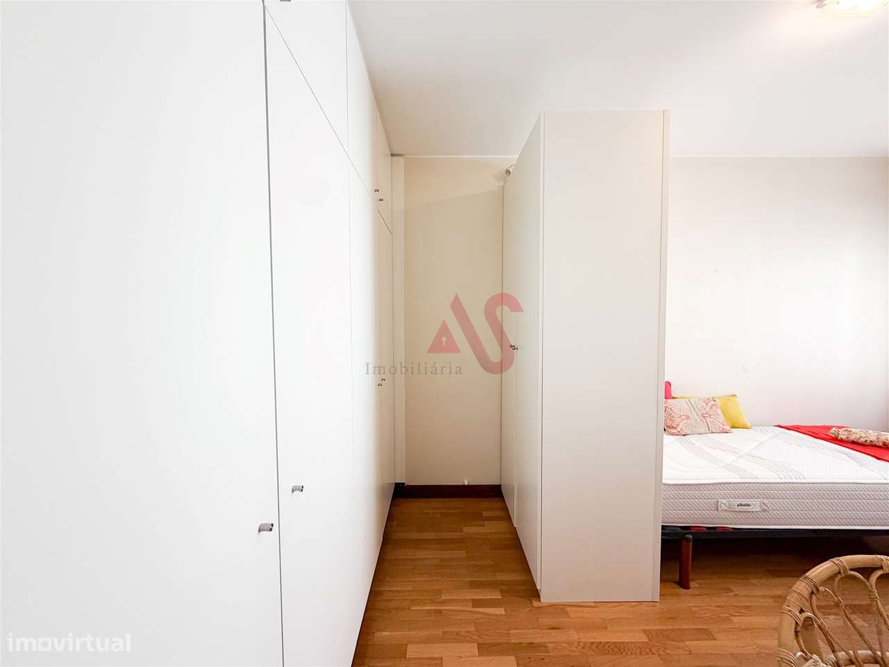 Apartamento T2+1 ao lado da casa da arquitetura em Matosinhos-12